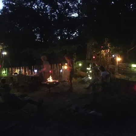 Eco Tent 4 Pers In De Krachtige Natuur Met Uitzicht Op Bergen En Rivier * Montclus (Gard)